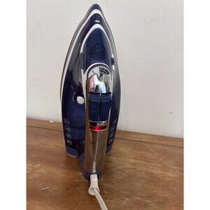 Black+Decker EvenSteam Steam Iron IR18XS 1200W Auto ShutOff Anti-Drip Blue White